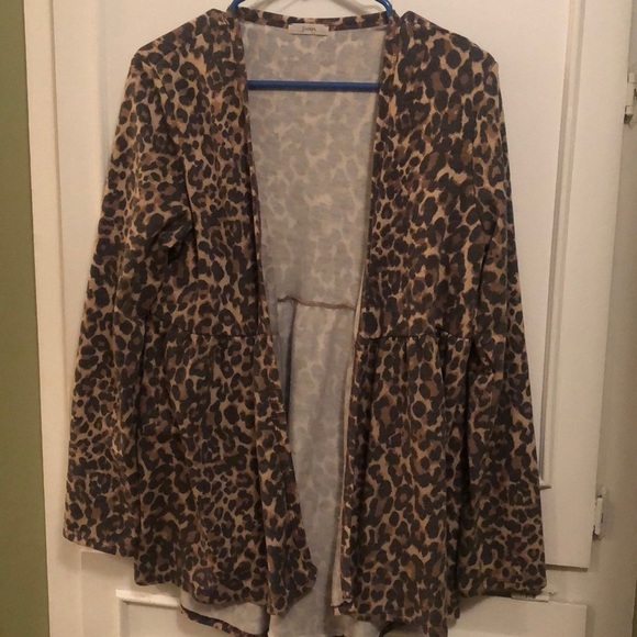 Leopard Cardigan - Picture 3 of 8